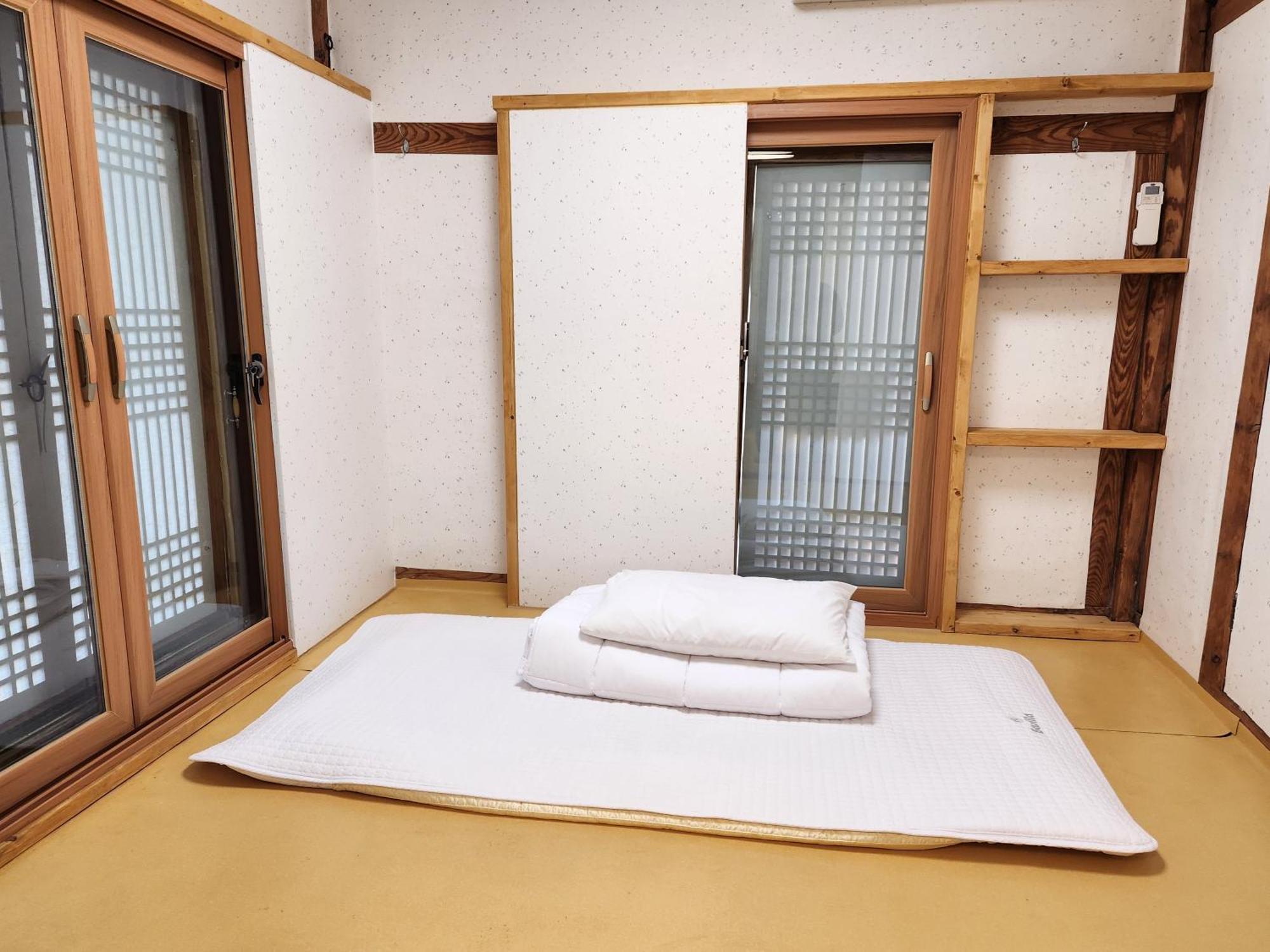 Wolamjae Villa Gyeongju Exterior photo
